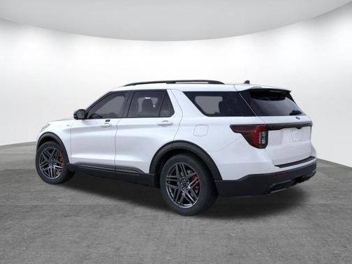 Star White 2026 Ford Explorer ST-Line