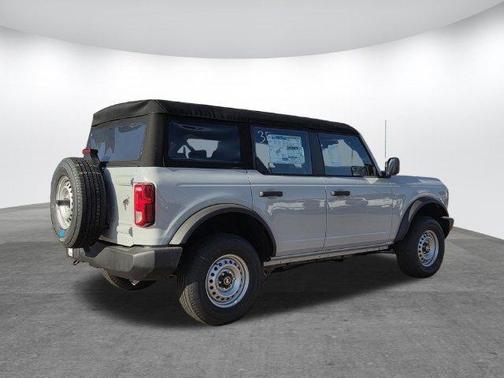 Avalanche 2026 Ford Bronco Base