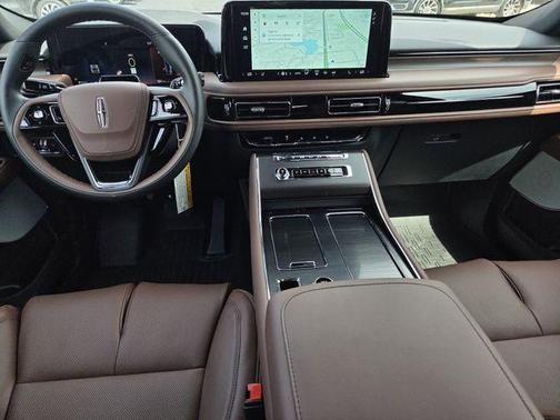 Pristine White 2026 Lincoln Aviator Reserve RWD