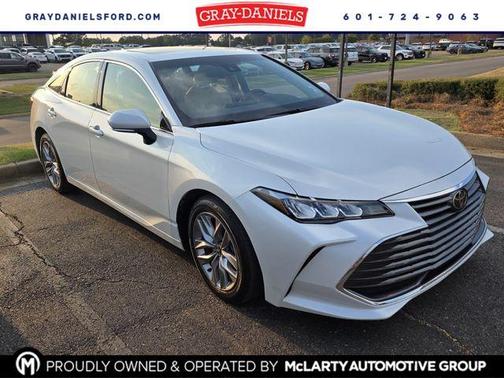 2022 Toyota Avalon XLE