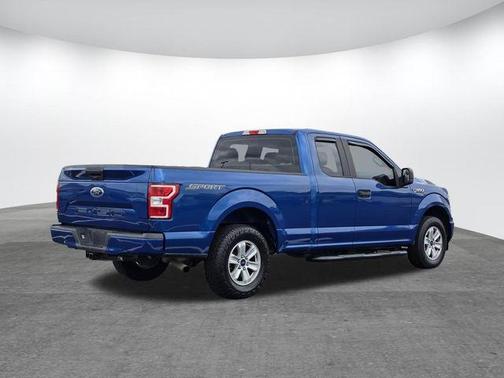 Lightning Blue 2018 Ford F-150 XL