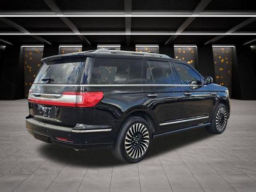 2020 Lincoln Navigator Black Label