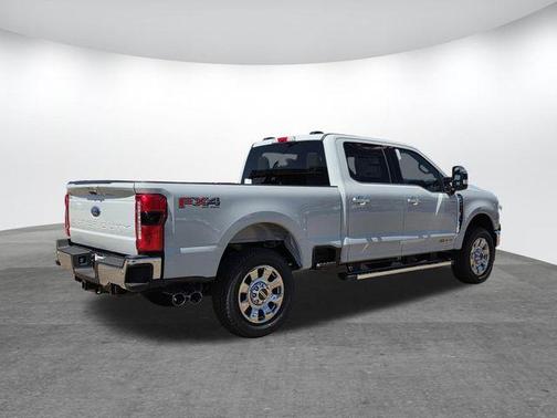 Avalanche 2026 Ford F-250 Lariat
