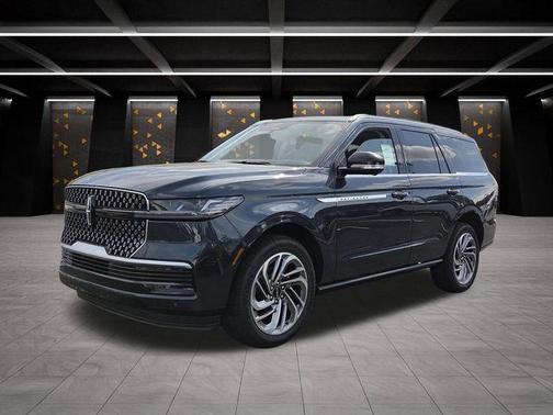 Flight Blue 2026 Lincoln Navigator Reserve