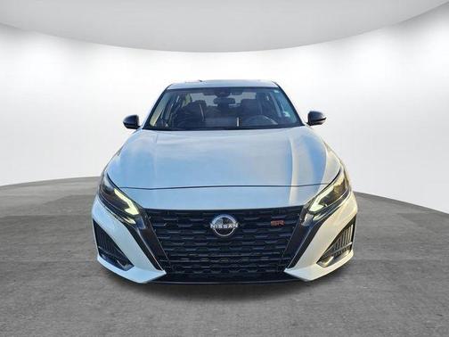 2023 Nissan Altima 2.0 SR