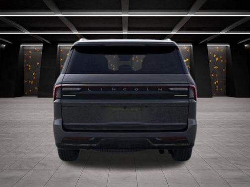 Starlight 2026 Lincoln Navigator Reserve