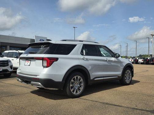 White 2026 Ford Explorer Platinum