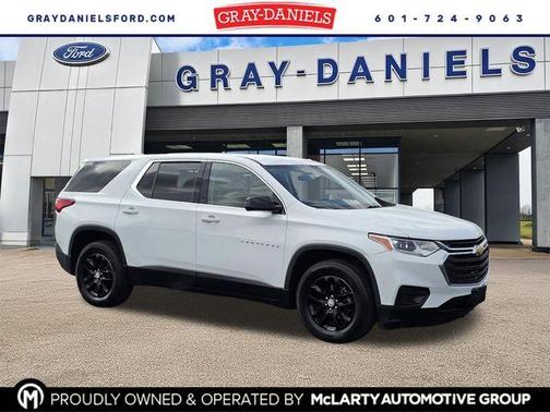 Summit White 2019 Chevrolet Traverse LS
