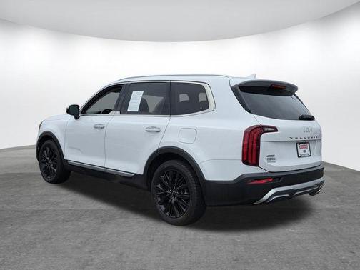 Glacial White Pearl 2022 Kia Telluride SX