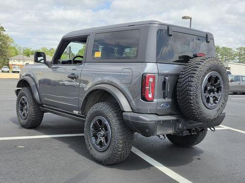 Gray 2022 Ford Bronco Badlands