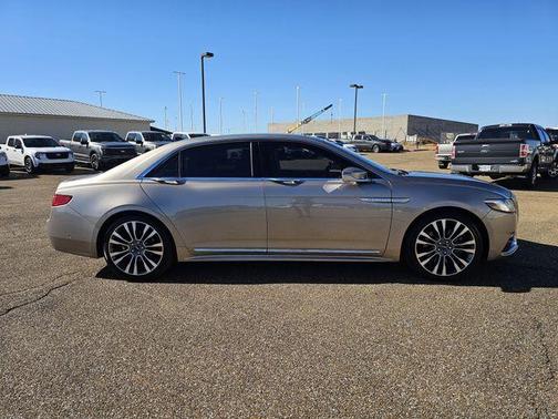 2019 Lincoln Continental Reserve