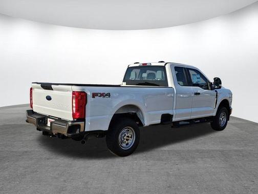 2025 Ford F-250 XLT