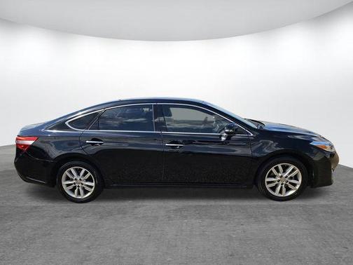 2014 Toyota Avalon XLE