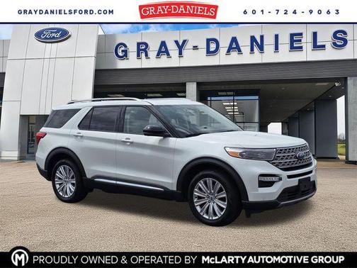 Star White 2022 Ford Explorer Limited