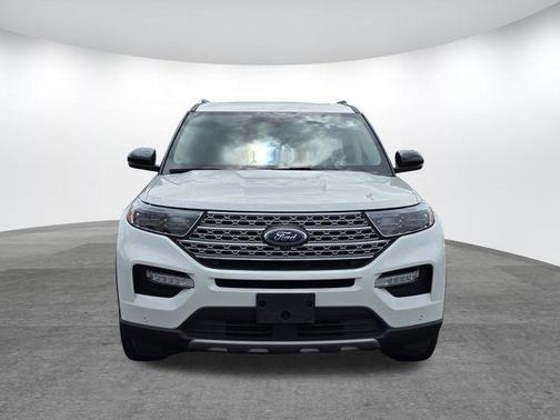 Star White 2022 Ford Explorer Limited