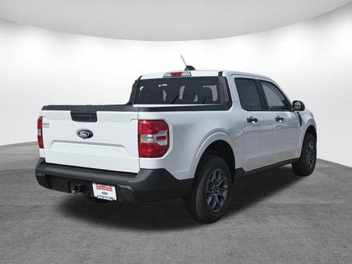 Oxford White 2026 Ford Maverick XLT