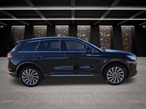 2024 Lincoln Corsair Reserve