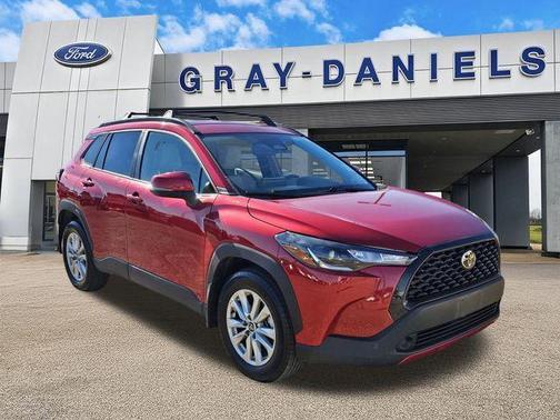 2024 Toyota Corolla Cross LE