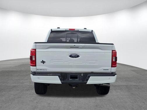 Oxford White 2023 Ford F-150 XLT