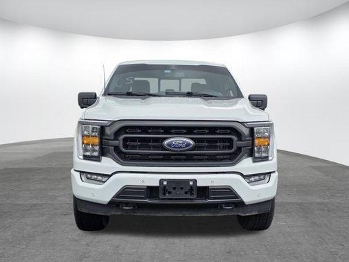 Oxford White 2023 Ford F-150 XLT