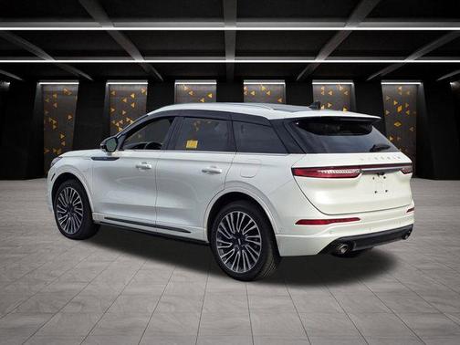 Pristine White 2022 Lincoln Corsair Grand Touring