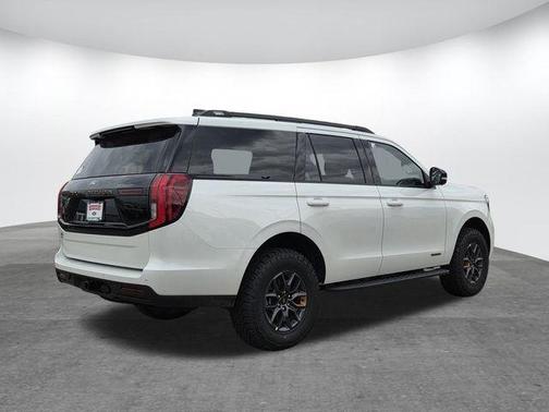 Star White 2026 Ford Expedition Tremor