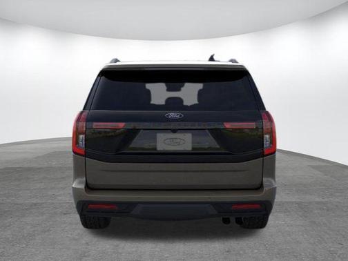 Gray 2026 Ford Expedition Tremor