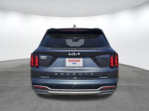 2022 Kia Sorento EX