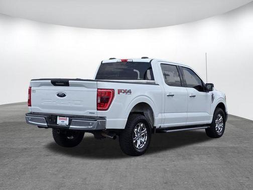 Oxford White 2021 Ford F-150 XLT
