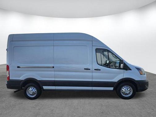 2022 Ford Transit-350 Base