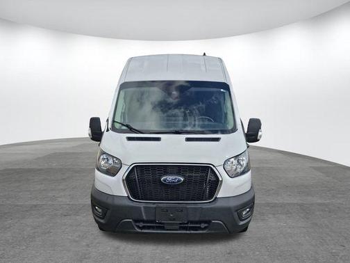 2022 Ford Transit-350 Base