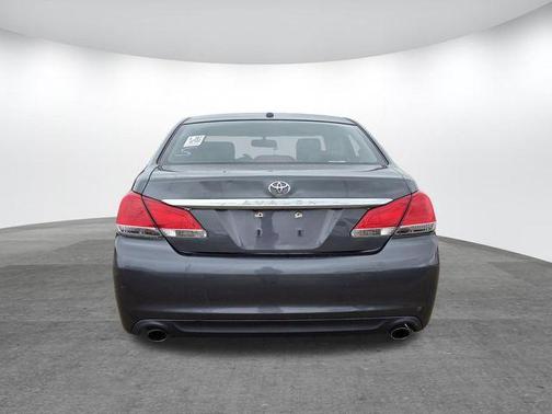 Magnetic Gray Metallic 2012 Toyota Avalon Base