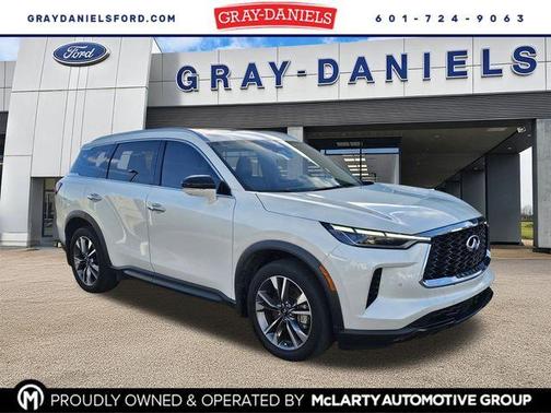 2023 INFINITI QX60 Luxe