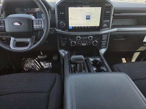 Agate Black Metallic 2026 Ford F-150 XLT