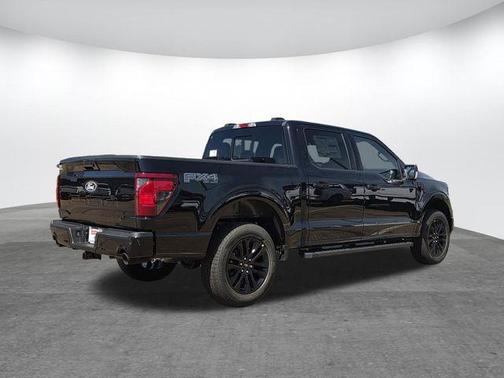 Agate Black Metallic 2026 Ford F-150 XLT