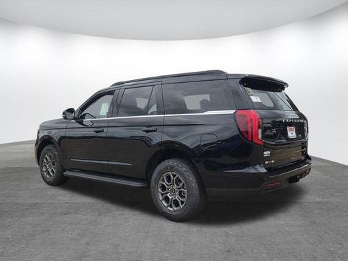 Agate Black Metallic 2026 Ford Expedition Active