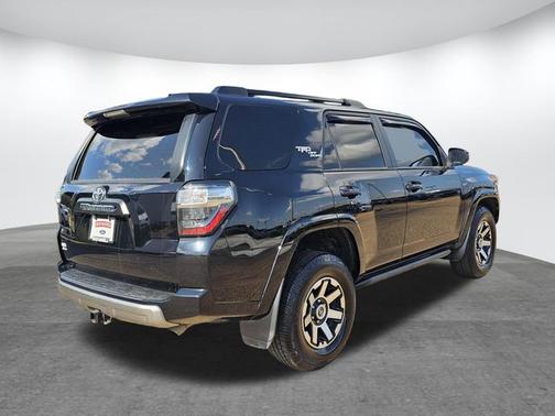 2021 Toyota 4Runner TRD OFF ROAD