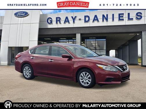 Cayenne Red 2016 Nissan Altima 2.5 S