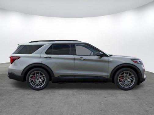 Avalanche Gray 2027 Ford Explorer ST-Line