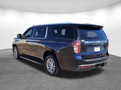 2024 Chevrolet Suburban LT