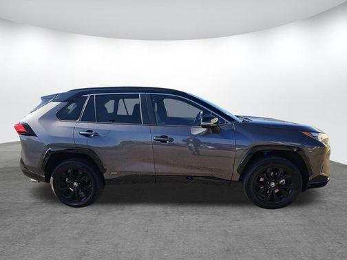 2022 Toyota RAV4 Hybrid XSE