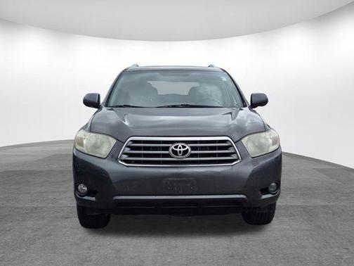 Magnetic Gray Metallic 2010 Toyota Highlander Limited