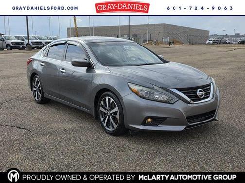 2016 Nissan Altima 2.5 SR