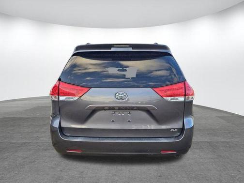 2012 Toyota Sienna Base