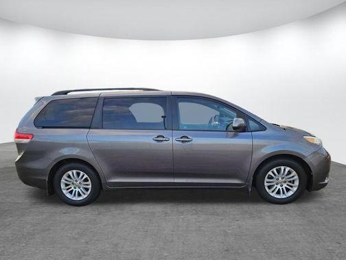 2012 Toyota Sienna Base
