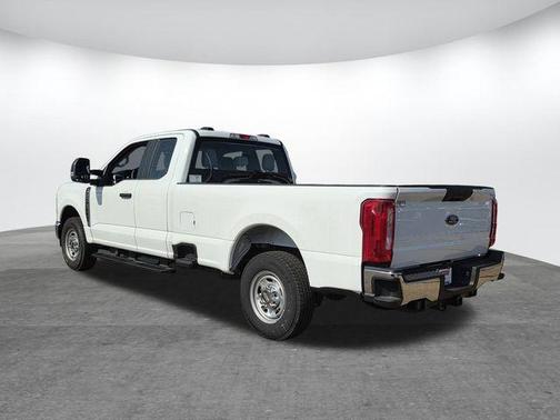 Oxford White 2026 Ford F-250 XL