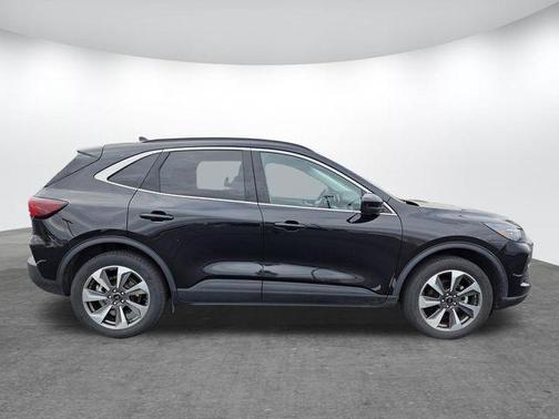 Black Metallic 2025 Ford Escape Platinum