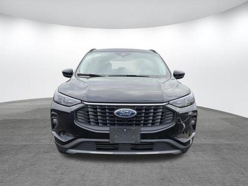 Black Metallic 2025 Ford Escape Platinum