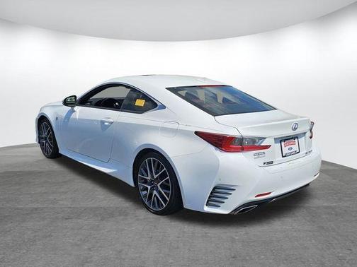2017 Lexus RC 200t Base