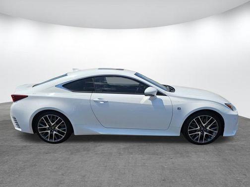 2017 Lexus RC 200t Base